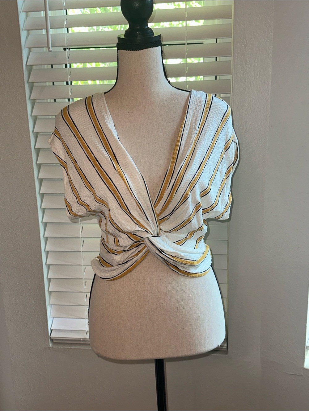 Love Tree White Striped Twist-Front Crop Top with Yellow and Black Accents